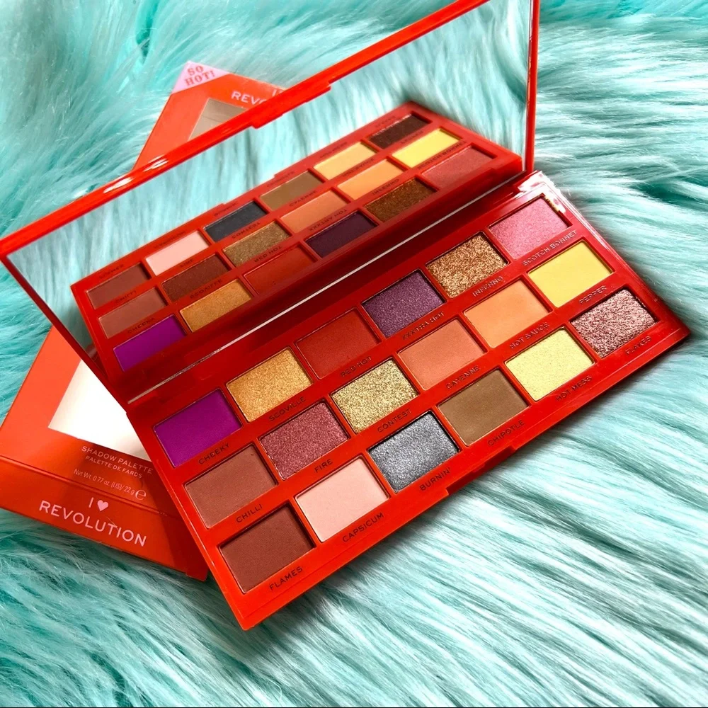 Revolution Tasty Chilli Eyeshadow Palette Limited Edition 18 Shade Chili Pepper